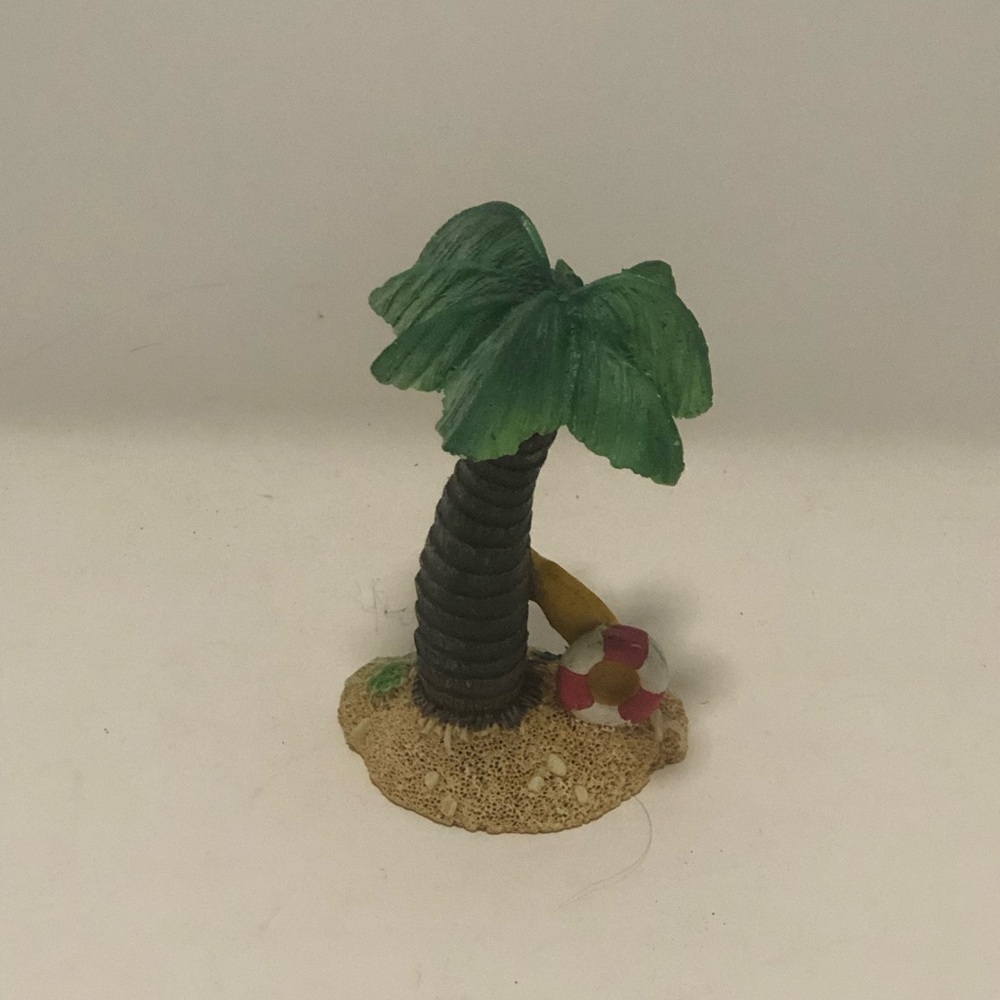Miniature Palm Tree Beach Fish Tank Statue - Picture 3 of 6
